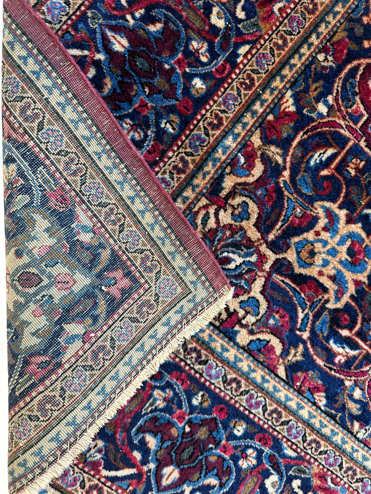 Rugistan Antique Persian Kashan Debir Rug – 4’3” x 6’4” – Circa 1920s – Hand-Knotted Fine Wool