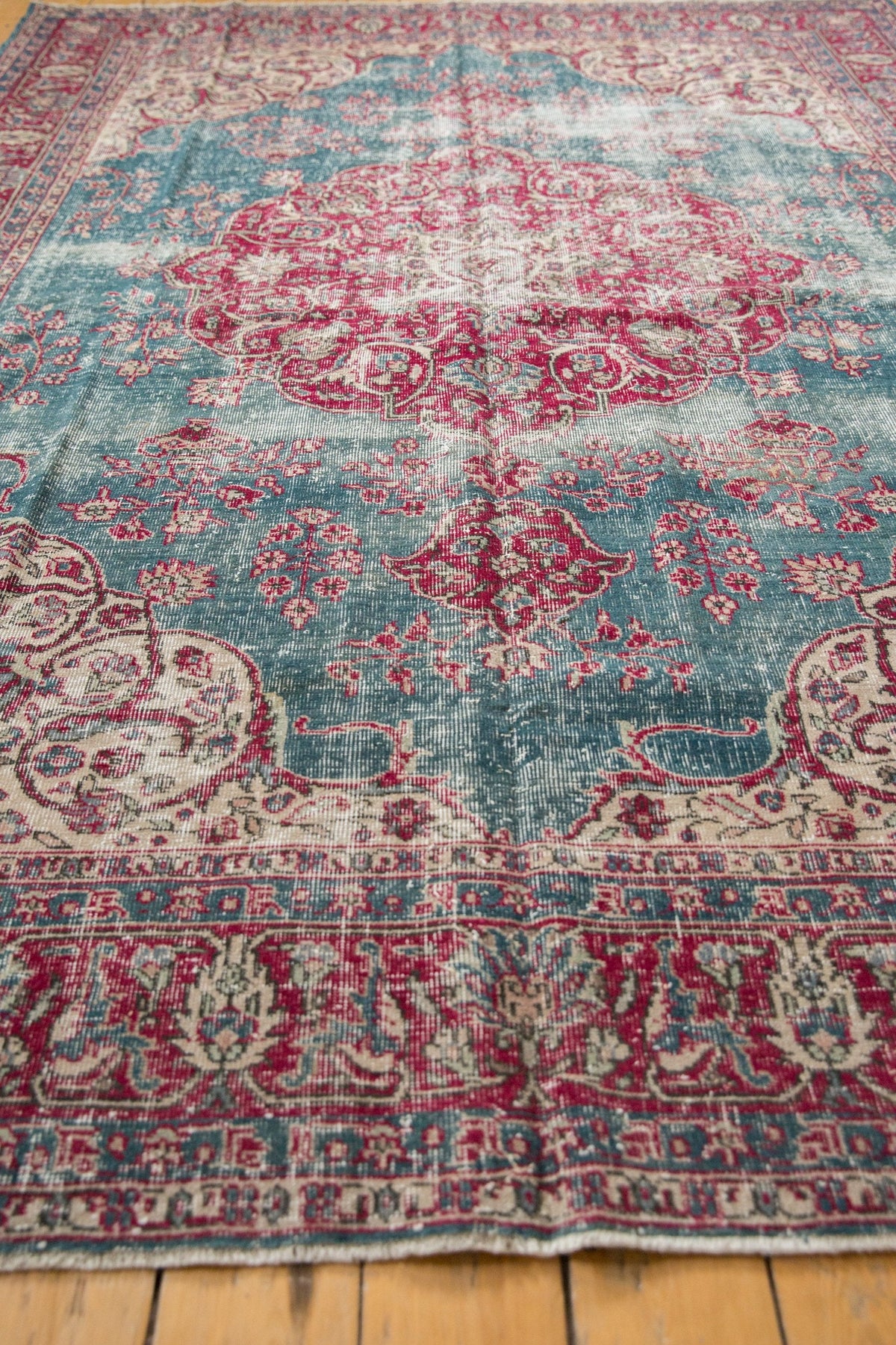 Old New House® 7.5x10.5 Vintage Distressed Sivas Carpet - Sold