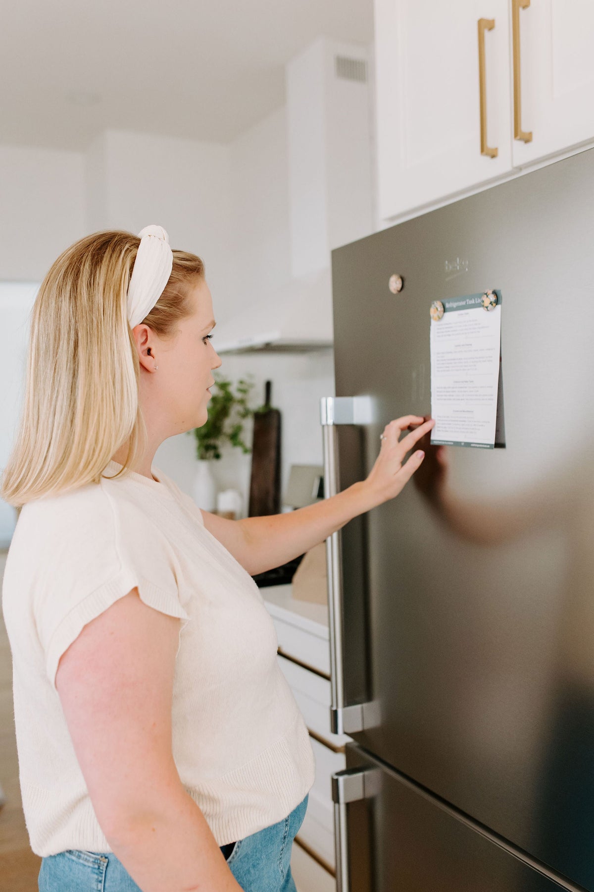 The Postpartum Playbook: Postpartum Planner & Guide