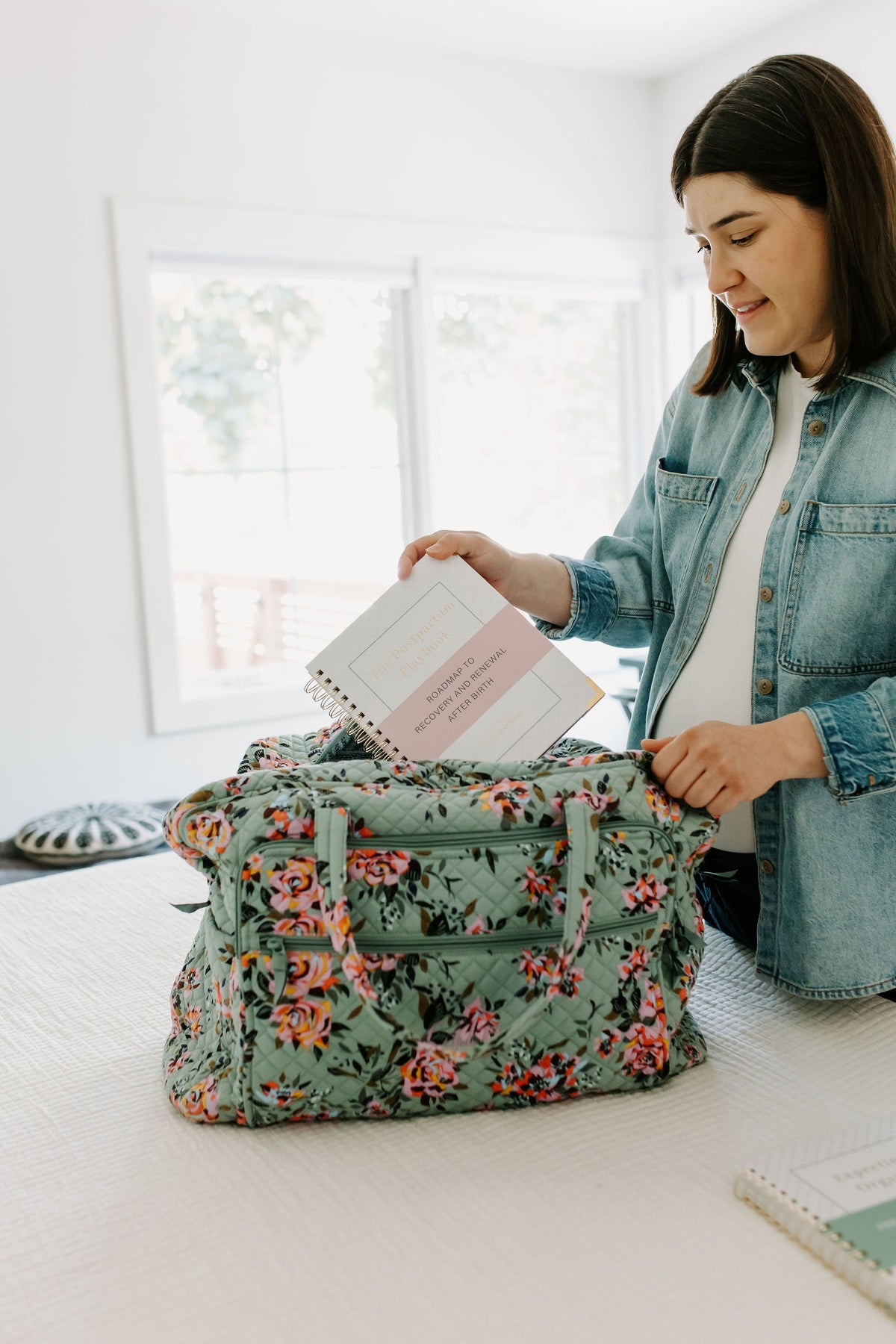The Postpartum Playbook: Postpartum Planner & Guide